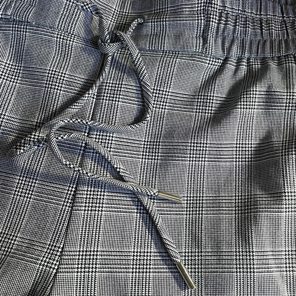 Nicole Miller New York Gray Plaid Pull On Comfy Crop Pants Size 10 - Picture 7 of 9